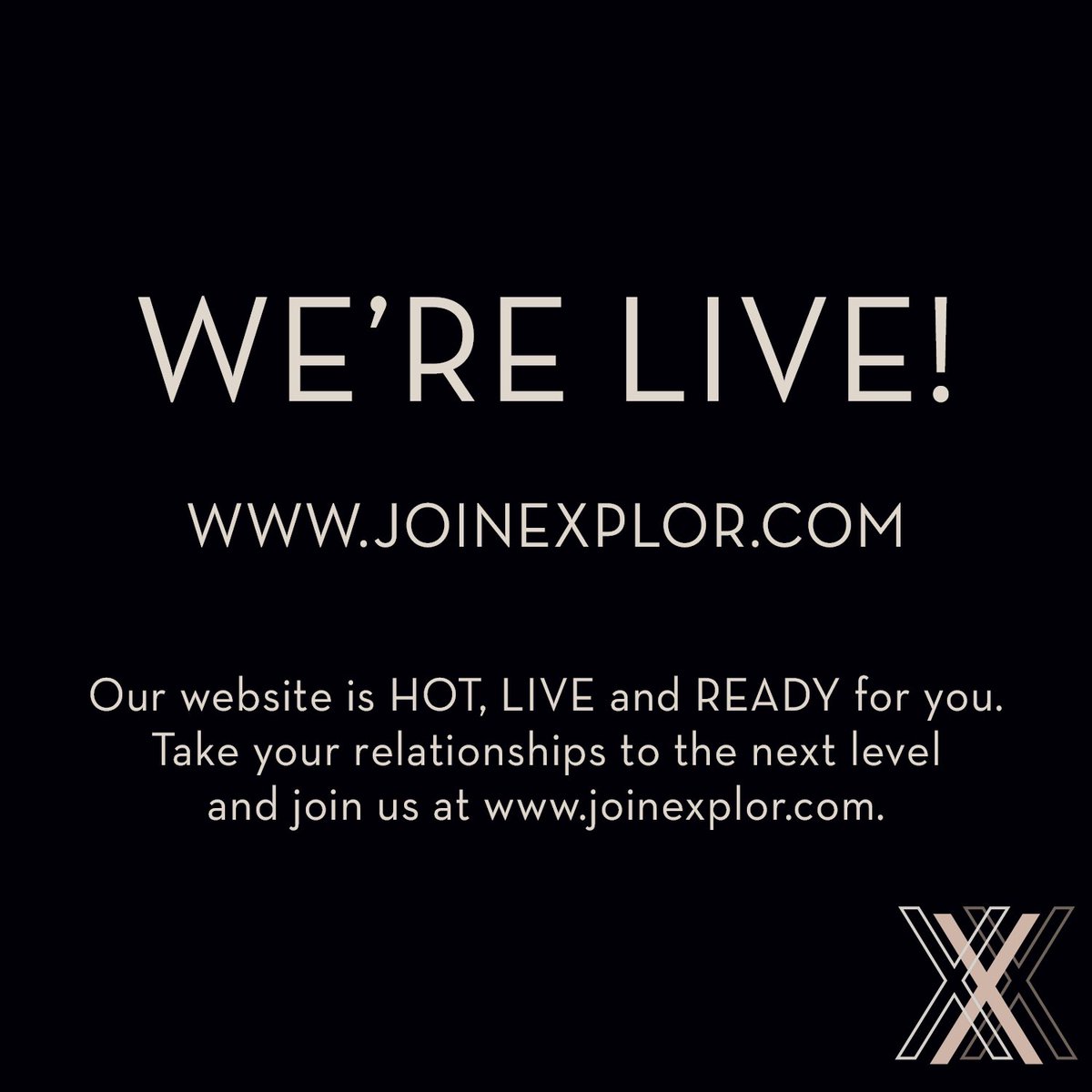 ExplorBox's tweet image. Our website is officially HOT, LIVE and READY for you — Visit us at joinexplor.com. Enjoy Exploring! 💋 

#EXPLORmore #newbusiness #launch #newlaunch #bossbabe #Entrepreneur