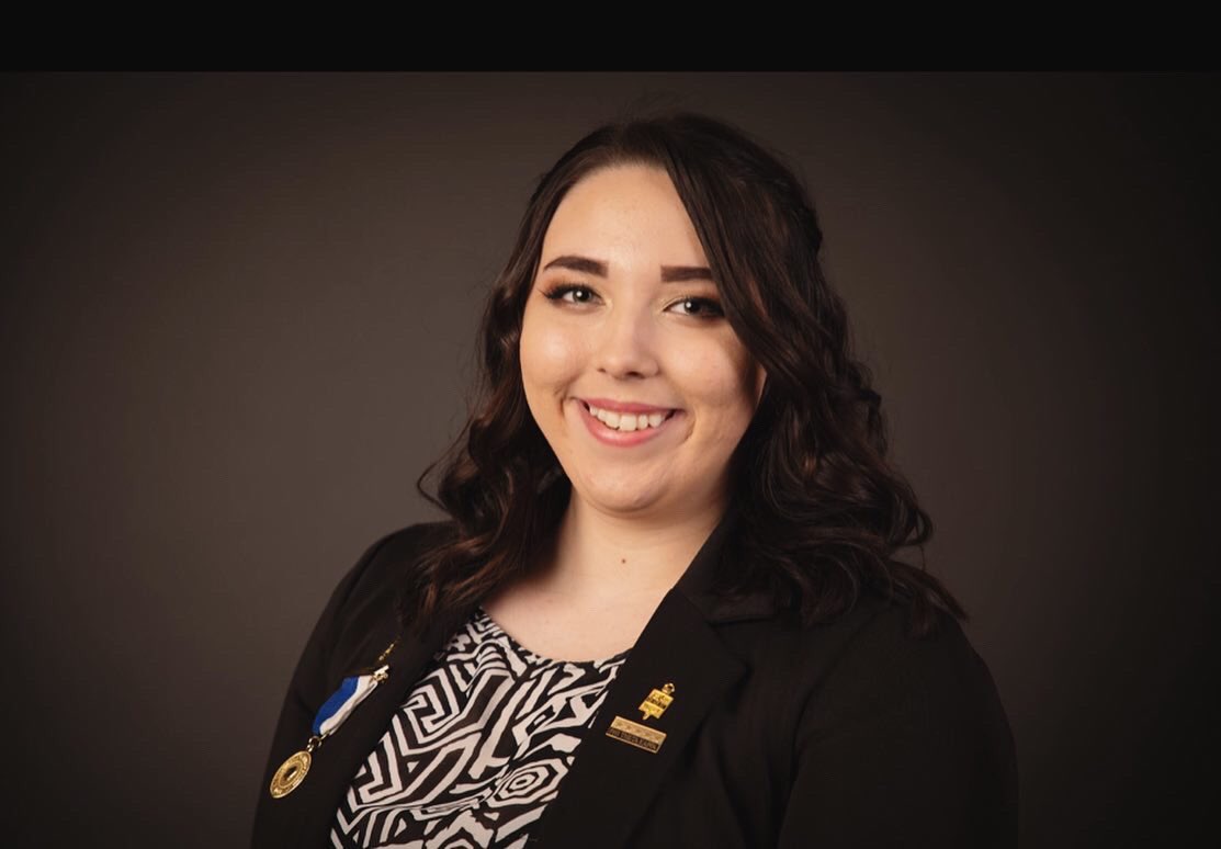 ShelbyLynchR5's tweet photo. I have been involved in Phi Theta Kappa for the past 2 and a half years. Because of what I have accomplished, I was recognized as one of the All-State Academic Team scholarship recipients at MCC, providing me with full tuition at any in-state university💰🎉 #ptk #showmehowyouptk https://t.co/3tV88tLL15