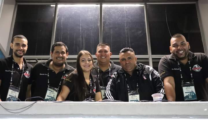 stevenCardona31's tweet photo. @Americaenlared siempre la consideraré como mi casa por lo q no puedo desearles más que éxitos y bendiciones. Mil gracias @GaboEnLaRed por haberme abierto las puertas de tú marca, por haber creído y confiado en mí trabajo
@realta80 @AllisonNathali9 @GMarcelaRodas @JulesSkarlata https://t.co/6HvzZs0VVj
