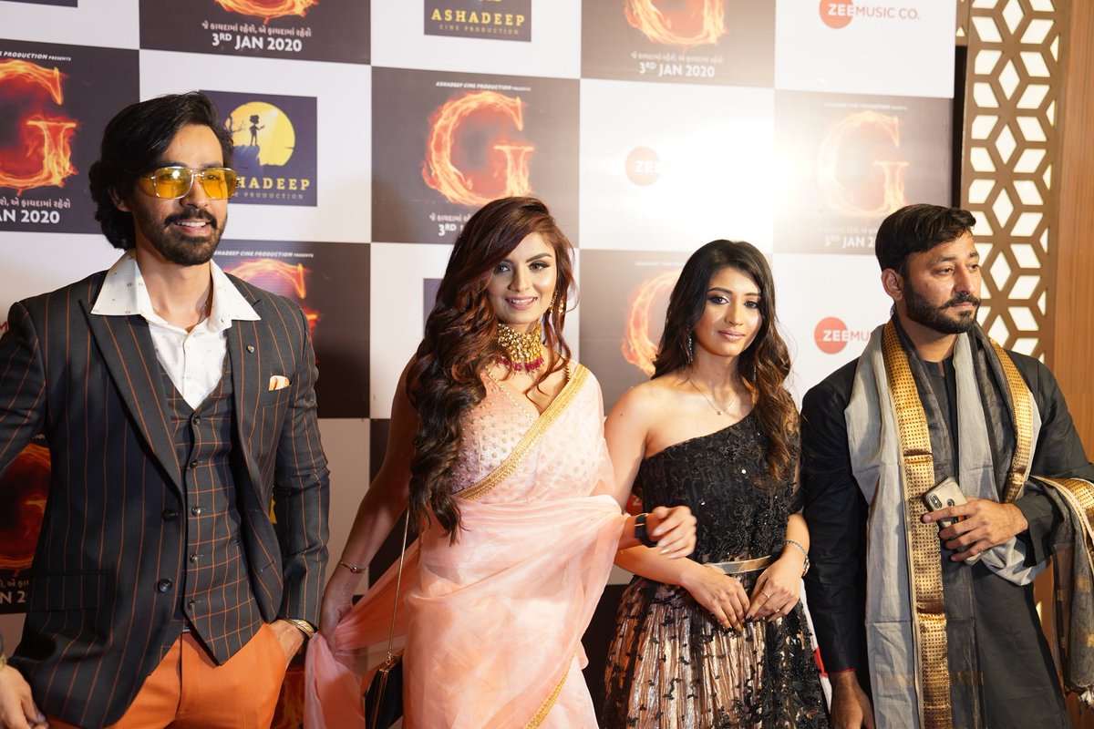 JaniChiragjani's tweet photo. All about last night.. "G"
Premiere . 😍💥😍
i am extremely overwhelmed with the response for G... i am truly Grateful For Everyone for Giving their precious reviews and encouragement for our Hard Work... G now is in cinema

#Gthefilm #g #Acpsamrat #chiragjaniactor #action #love https://t.co/kAwZuabPIo