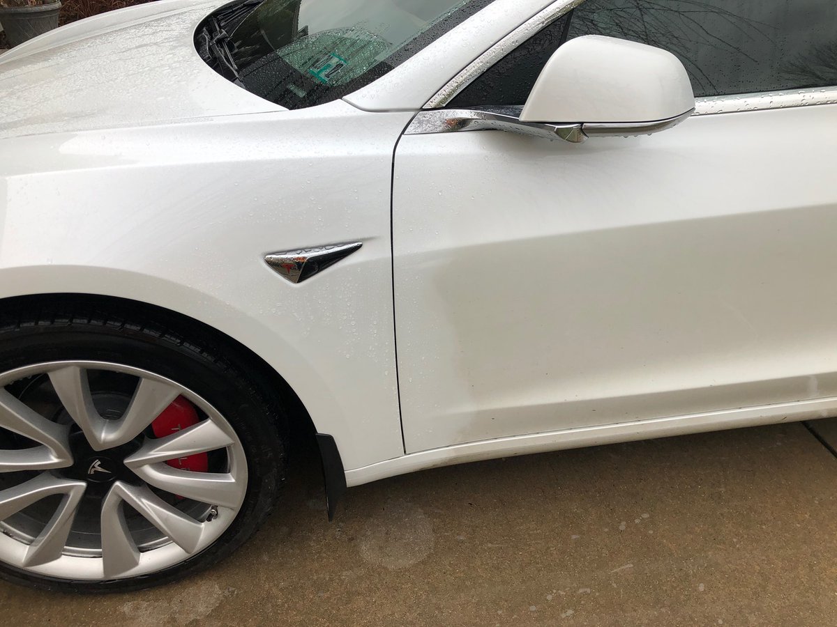 28delayslater's tweet image. #teslapaintissues