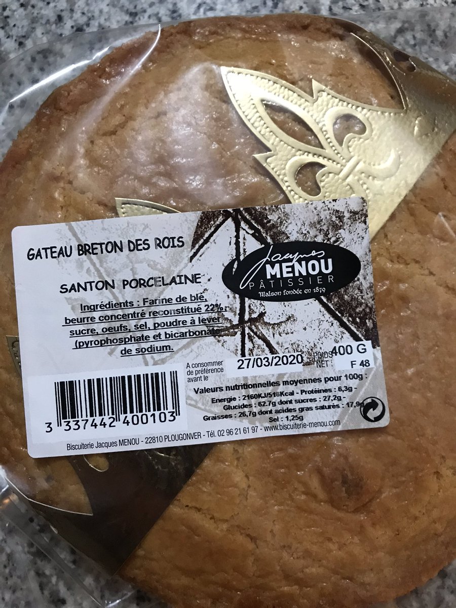 R1Le_Gall's tweet photo. Alors que les lobbys jacobins normando-parisiens voudraient nous faire croire que la seule alternative à la galette des rois est la brioche... #Bretagne #ViveLeBeurre #FatJanuary #Epiphanie https://t.co/kIbCNBniGz