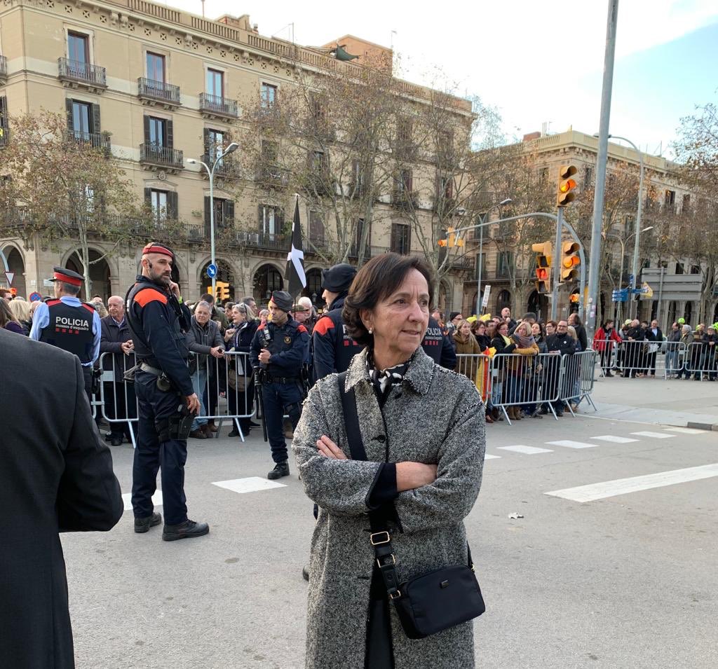 Imma_Colom's tweet photo. Com sempre ni un pas enrere, ànims i suport incondicional #President @QuimTorraiPla https://t.co/nIblMIJJLx