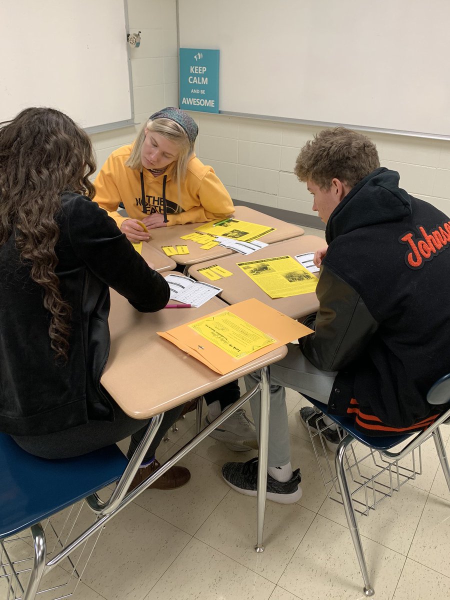 MrsMBloom's tweet photo. What better way to start 2020 than introducing some Roaring 20s historical context before reading The Great Gatsby? SS collaborated to decode vocabulary, close-read primary source lyrics and biographies, and apply cultural knowledge to crack codes #escaperoom style! https://t.co/kix6PgU3CG