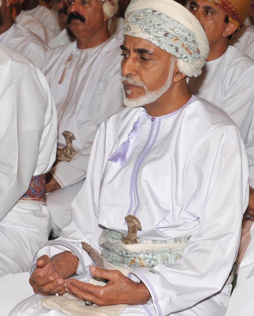AliAlhabsi's tweet photo. بعد سنوات تشرفت فيها بخدمة منتخبات وطني؛ داخل الوطن وخارجه، أُعلن اليوم إنهاء مسيرتي الدولية مع المنتخب الوطني.
في هذه اللحظة؛ أرفع خالص شكري وجزيل تقديري، لمقام مولاي جلالة السلطان المعظم حفظه الله، وعظيم امتناني لكلِّ مَن ساندني طوال مسيرتي الرياضية.
أخوكم/ علي الحبسي https://t.co/1xx0KYSjS4