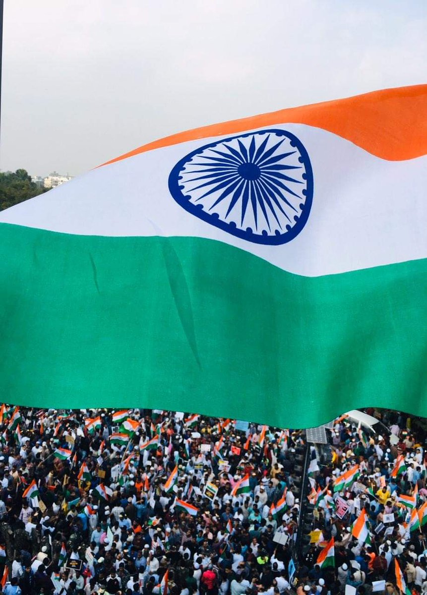 #PhotoOfTheDay 
No One Was #Muslim, #Hindu, #Christian, #Sikh, #Jain Today. 

Everyone Was #Indian, 
Under One Flag 🇮🇳

#MillionMarch #Hyderabad #CAA #NPR #NRC #NIRC #CAA_NRC_Protest
#CAA_NRC_Protests #InquilabZindabad  #HyderabadMillionMarch #MillionMarchHyderabad