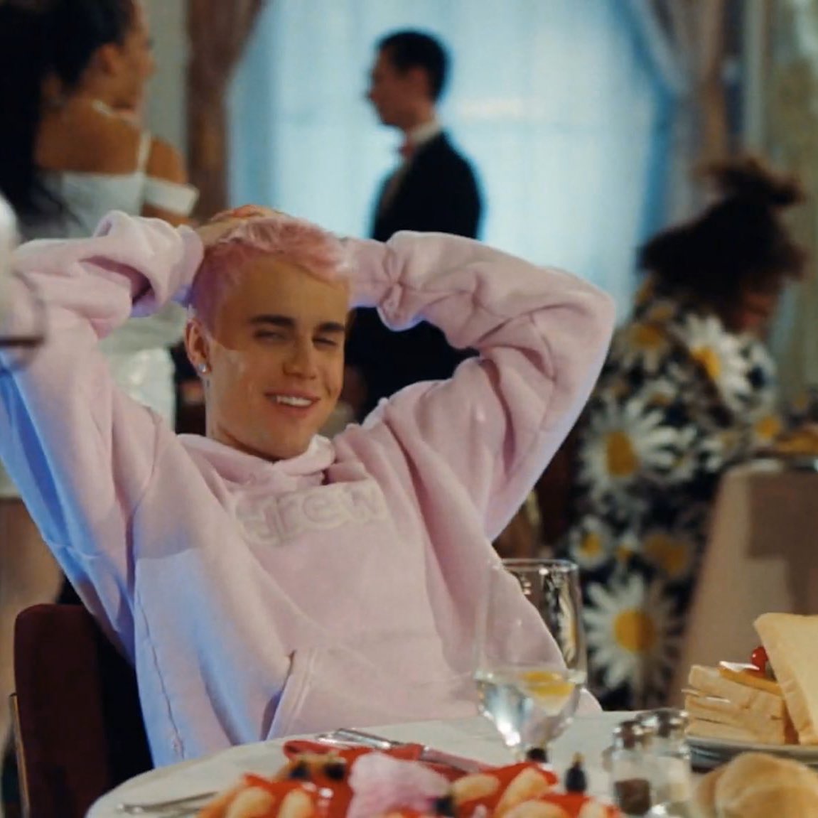 hereeforbieberr's tweet photo. Lo mejor de mi https://t.co/8TuD3I8Wng
