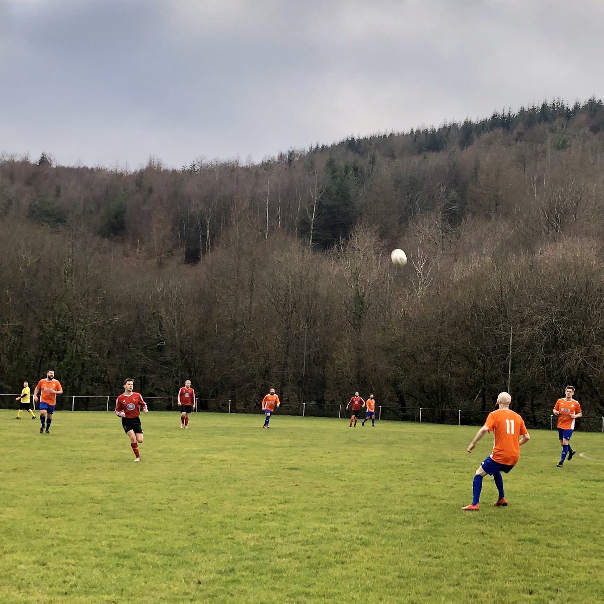 AfcAberaman's tweet photo. A hard fought but well-deserved 3-2 away win today against @CarnetownFC With goals from @BJPrice0 ⚽️ and Banchie ⚽️⚽️ Well done lads #uptheambers 🧡 https://t.co/9GOK012Kgf
