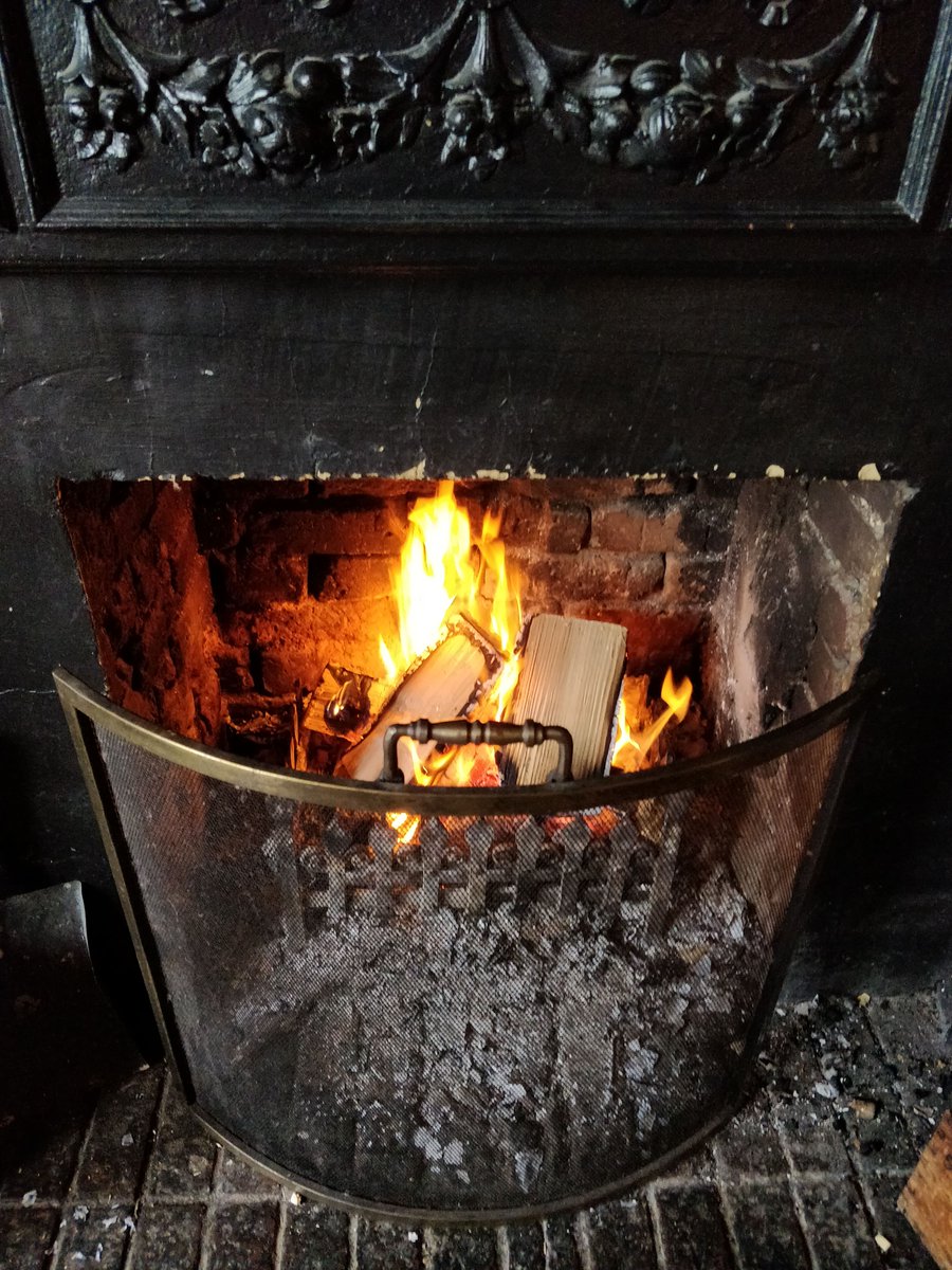 Red Lion Shepperton tweet media