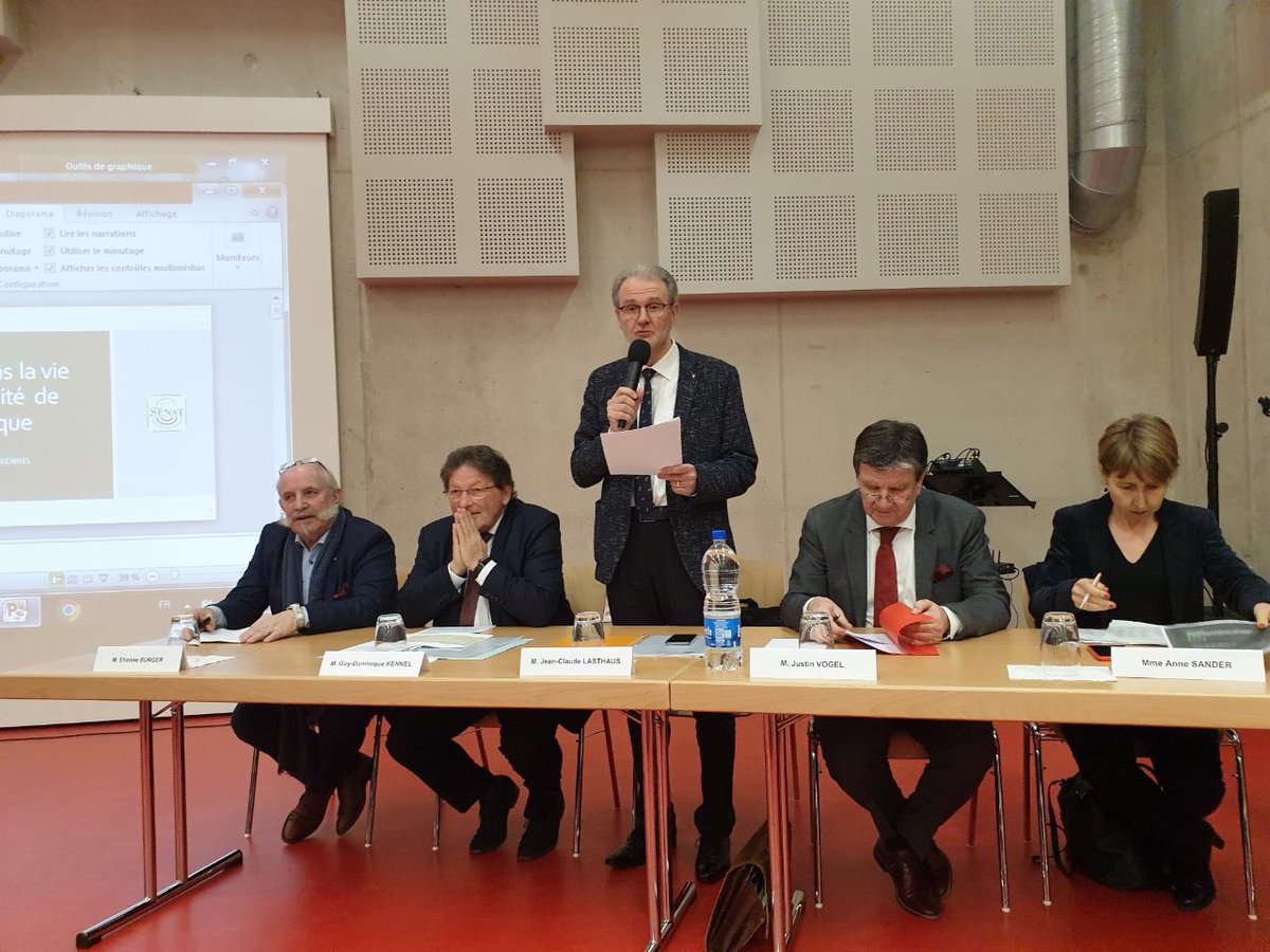 EPLibertes's tweet image. Présente ce soir à l’assemblée générale de l’association des #maires du #Kochersberg et Ackerland dans ma circonscription. A l’aube de cette nouvelle année j’ai tenu à expliquer mon #action de députée mais surtout renouveler mon souhait d’être le relai de leurs #préoccupations !