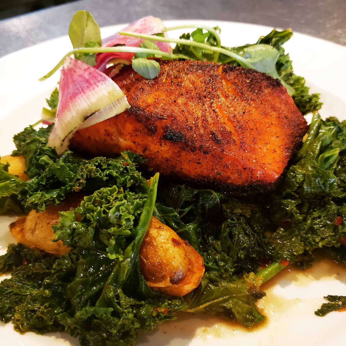 Stop by for something lite! This is our salmon over sauteed kale, and fingerling potatoes.

#Denver #MileHigh #Healthy #Yum #HealthyEats #HealthyFood #HealthyEating #Delicious
