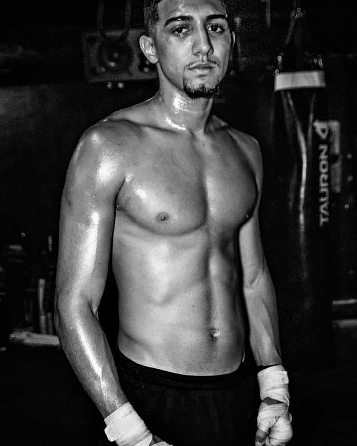 Mtboxer_'s tweet photo. #BoxeDeFavela 🥊😤💯💪
📸: @Alysson_rodri https://t.co/K3AStW8cEz