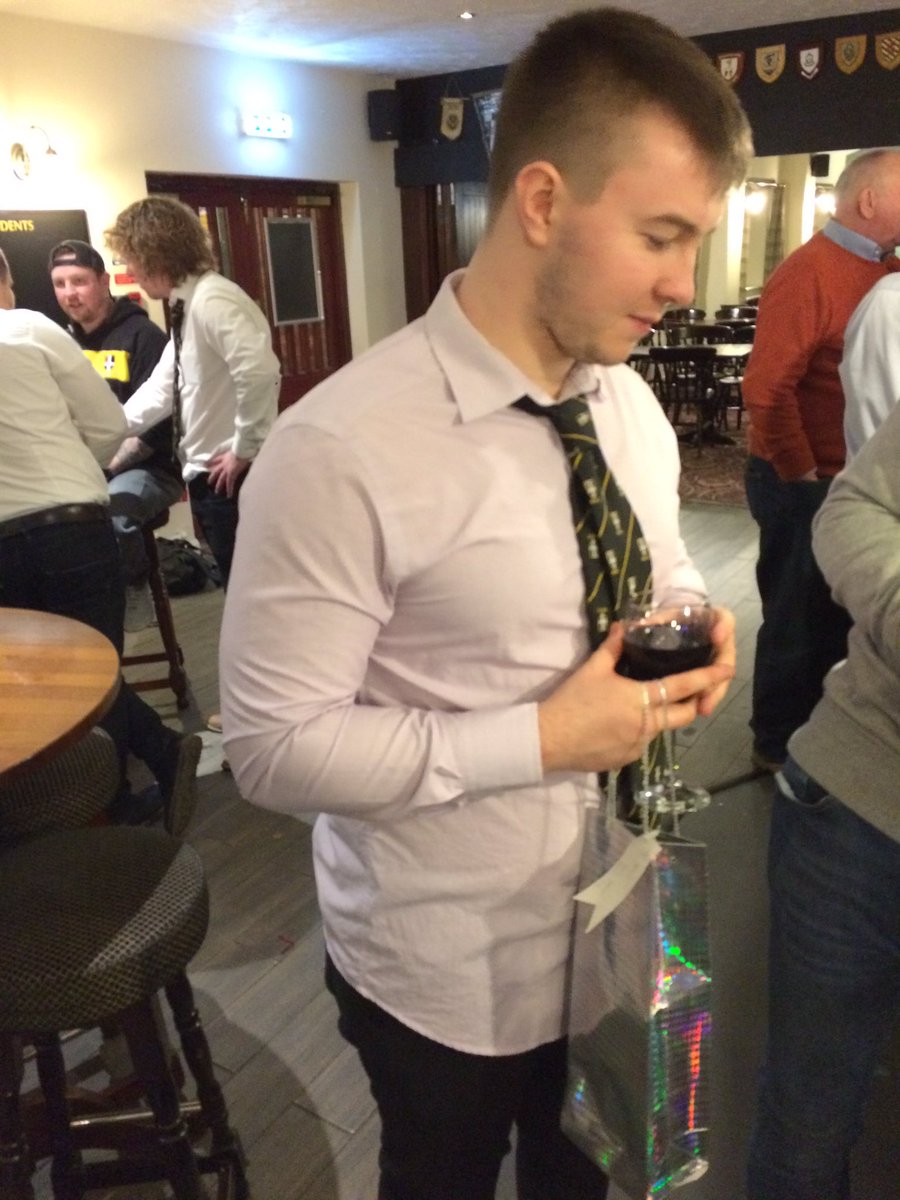 BarmanKenny's tweet photo. What is this, BYOB? https://t.co/V7pIUwn30v