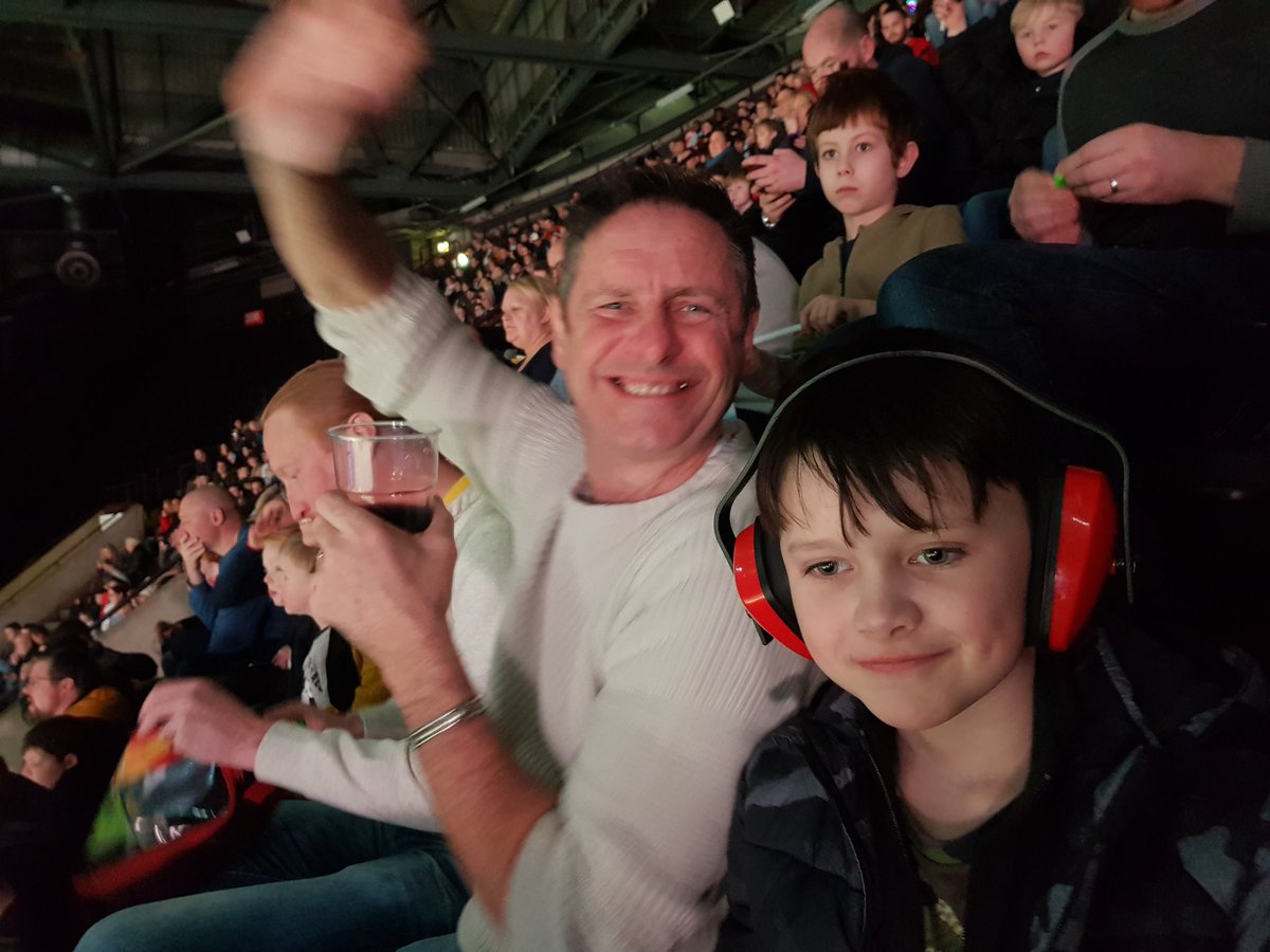 rachx020's tweet photo. #hotwheelsmonstertruckslive https://t.co/FLdlR8ibem