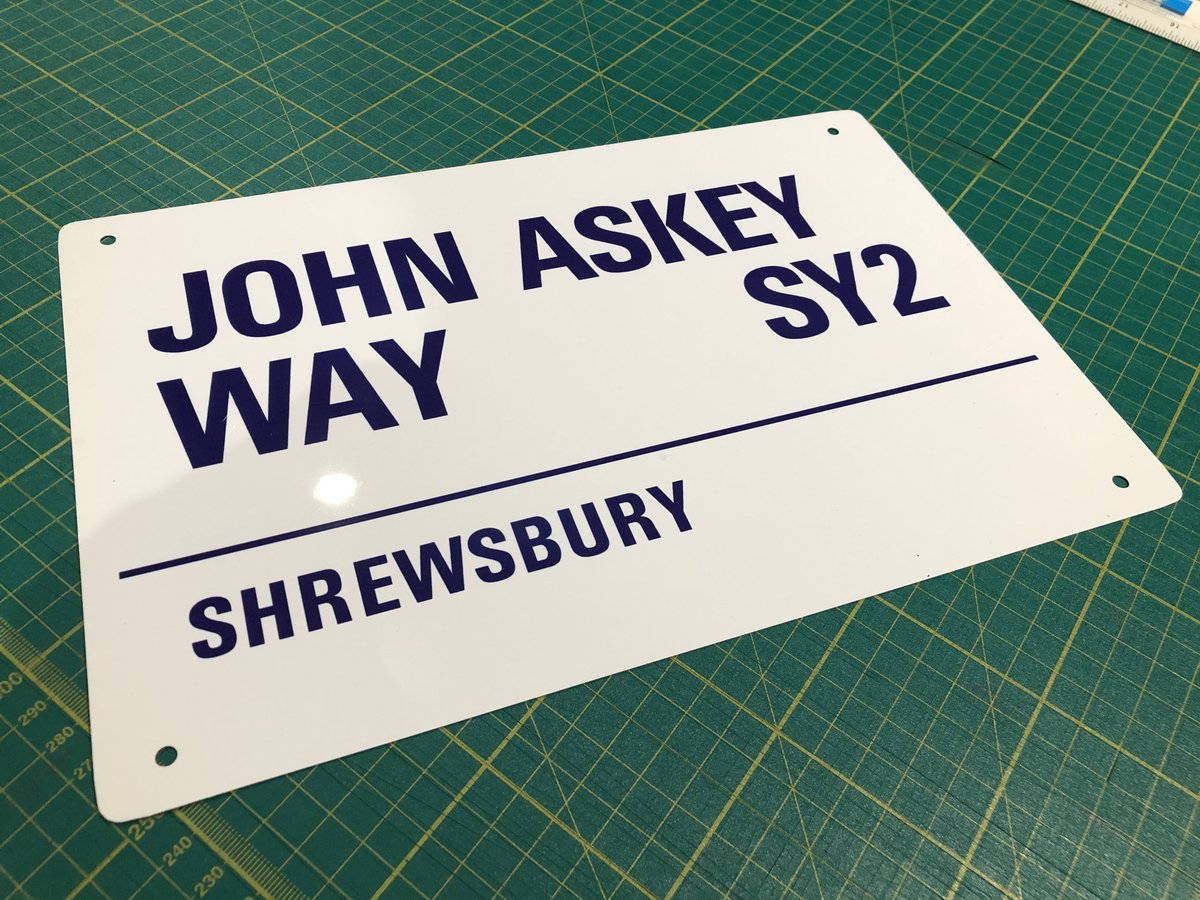 WallChimp's tweet photo. Which one of you Shrews fans ordered this metal sign from us today? #wallchimp #shrewsbury #shrewsburytown #shrews #salop #johnaskey #football #footballsigns #shropshire https://t.co/5gXN9GnCkx