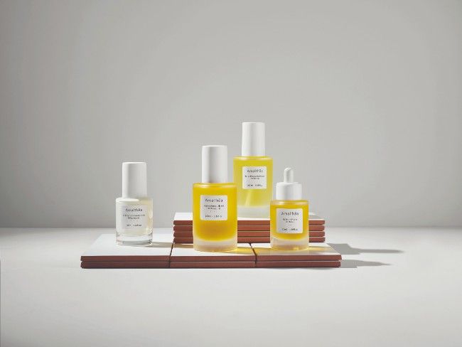 ParisArtDeVivre's tweet photo. Natural Beauty: #Skincare and #Cosmetics Shopping 🛍️ in #Paris
The global trend towards #organic, #chemicalfree skincare has caught on in Paris. 
https://t.co/2Vm6ksOuQF via @FranceToday 
#Amalthea #LeMarais #Labote #SaintGermainDesPres https://t.co/XkxzDClp8u