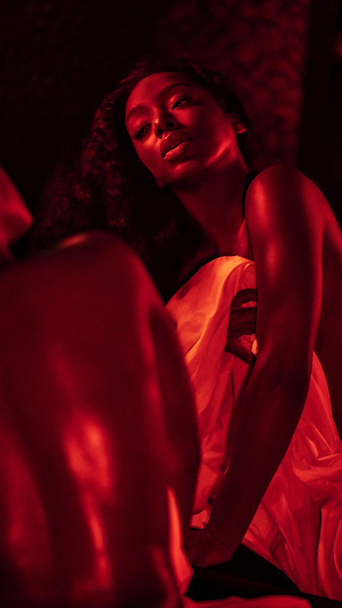 DesignYourSoul's tweet photo. WHICH IS YOUR FAV 1,2,3 or 4?
.
#DesignYourSoul #MakeBLV #AngelinaWilliams #ForTheLoveOfArt #RedRoom #DarkSkin #sensual #fiftyshadesofgrey #selflove #adult #adultgram #art #blackart #blackphotography #Kink #Photography #TorontoPhotographer #Toronto #model #artist #art #creative https://t.co/x1dsShP0Wq