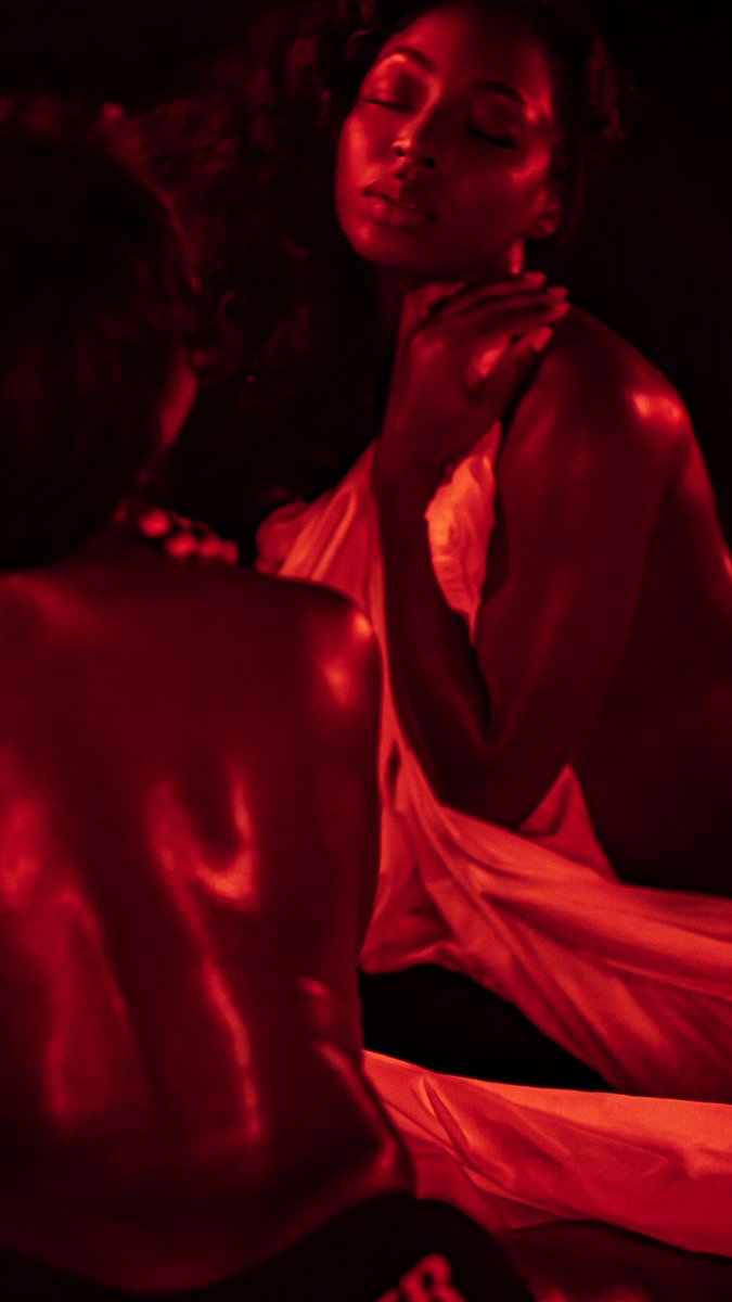 DesignYourSoul's tweet photo. WHICH IS YOUR FAV 1,2,3 or 4?
.
#DesignYourSoul #MakeBLV #AngelinaWilliams #ForTheLoveOfArt #RedRoom #DarkSkin #sensual #fiftyshadesofgrey #selflove #adult #adultgram #art #blackart #blackphotography #Kink #Photography #TorontoPhotographer #Toronto #model #artist #art #creative https://t.co/x1dsShP0Wq