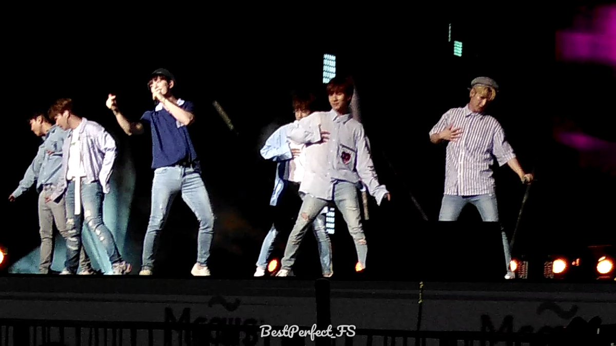 BestPerfect_Sya's tweet photo. 180818 Kwave 3
I miss the ot6 on one stage.
#BOYFRIEND #보이프렌드 #동현 #현성 #정민 #영민 #광민 #민우 https://t.co/C8mFt9L96f