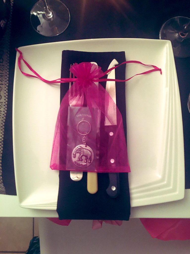 Nmashaba's tweet photo. A thai themed dinner hosted by our globetrotter. @bjornsalsone you’re so adorable. I love the gifts as well . You’re a gem . 🍸🥡🥢🍵🍾🧉#touchofthai #bjornsliferocks https://t.co/dmnkfsUxxn