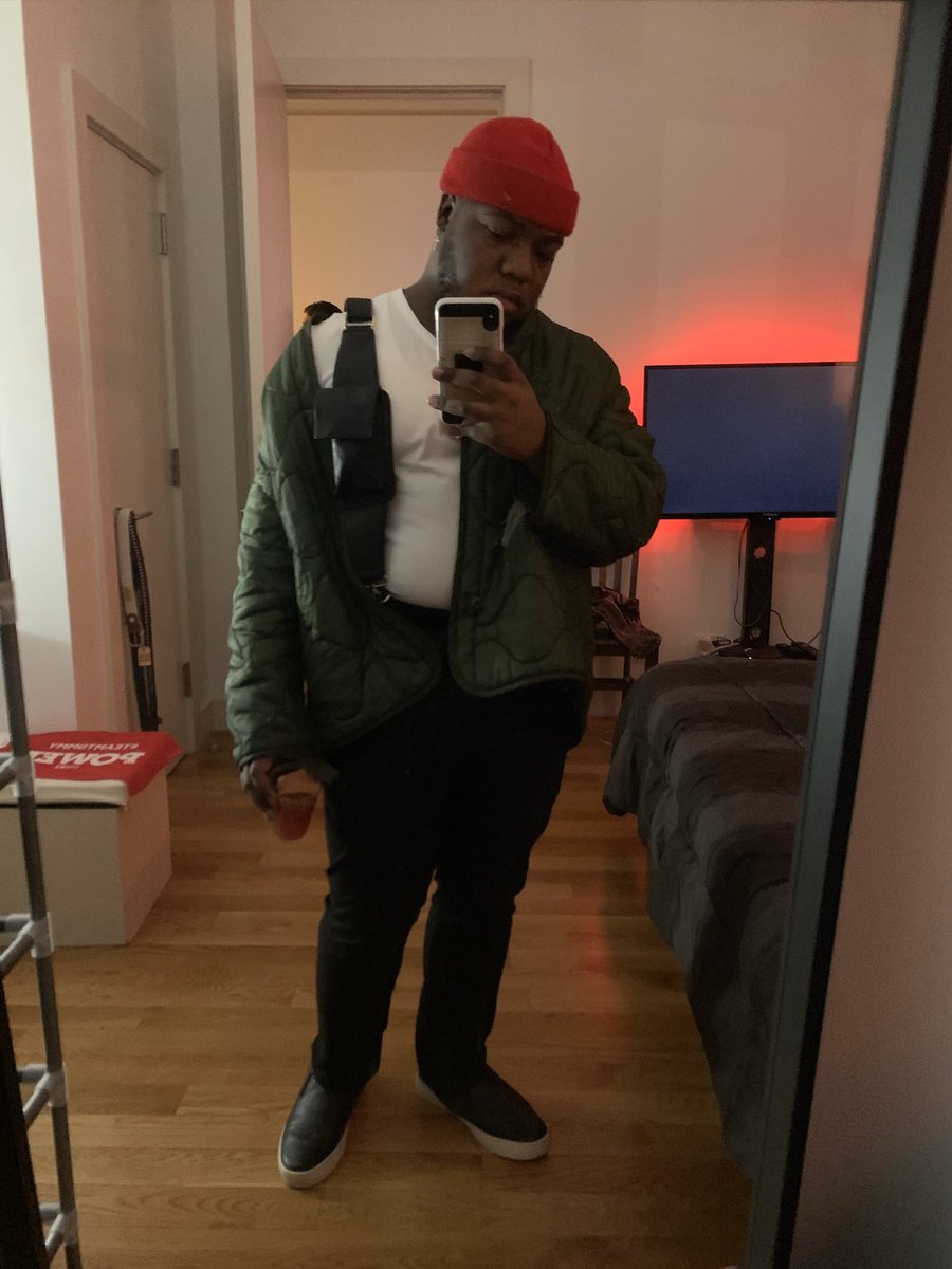 DvnteMusick's tweet photo. #thicklegend https://t.co/iPYTgYZUZo