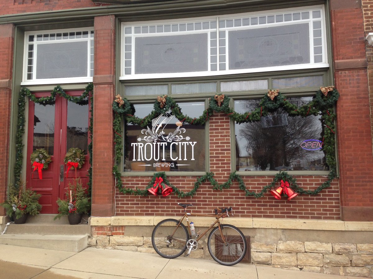 nerdybike's tweet photo. New place in @Preston_MN is super cool!! @TroutCityBrewCo @RootTrailMN @OnlyInPrestonMN https://t.co/WgkZfuXfBN