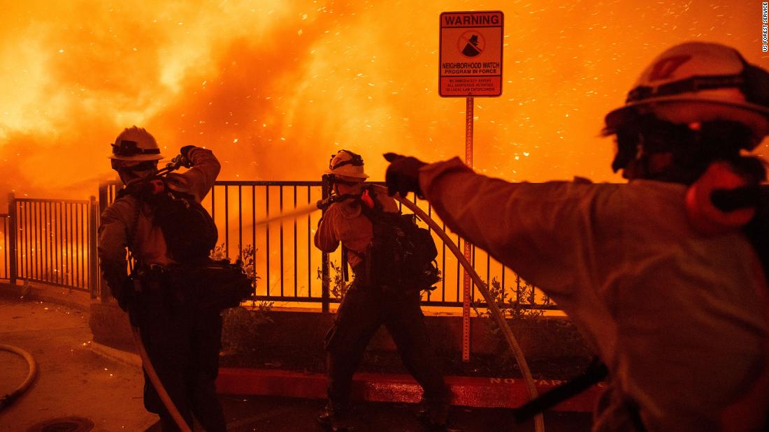 cnni's tweet photo. California firefighters are heading to Australia to help battle deadly brushfires https://t.co/OJeeW77oev https://t.co/mH2JdA9da2