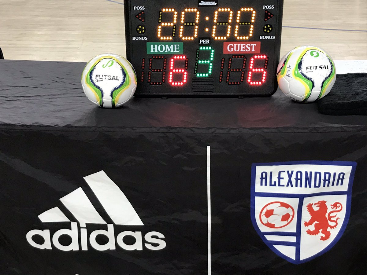 Size5Ball's tweet photo. Proud of our @AlexandriaSoc #2009BoysU11 who came back for the #draw in their 1st #Futsal game of the #AmericasCupSeries @ the #DCArmory. #ASAFutsalCup2020 w/ Coach @BenHawkins8 & @HSmithChaperon https://t.co/1MPy9qb9RN