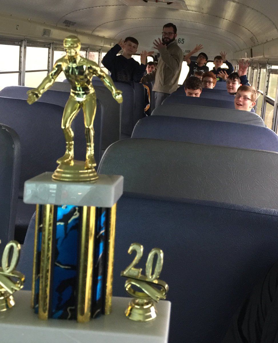 mrpeglow's tweet photo. Congrats to @coach_martin7 and his JH Wrestling team for their 4th place @ the Northern Lebanon JH Tournament today. 2 - 1sts, 2 - 2nds, 2 - 3rds, &amp; 1 - 4th for individuals. #thunderboltsflyworldclass https://t.co/dHnLMXsyUx