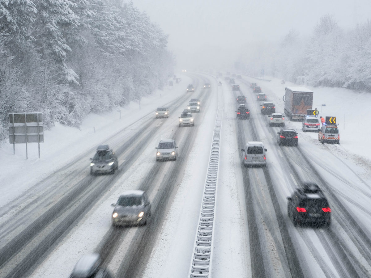 ForrestChevMo's tweet image. You can never have too many reminders on best practices for driving in snowy conditions this winter. Check out this article on 20 Tips for Safe Winter Driving to brush up on your skills! bit.ly/2Qiljy2