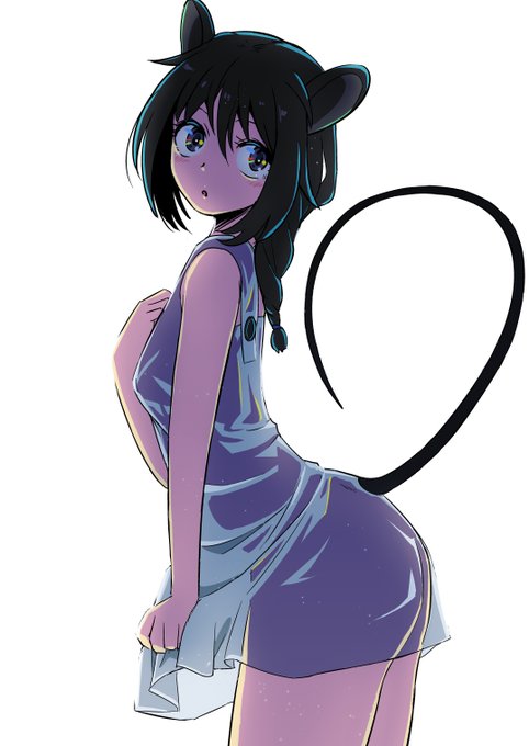 気がつけば
もう五日
あけましておめでとうございます

今年の干支
ネズミ娘描いた(*`ω` *)
#年賀イラスト 