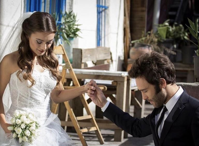 CalinosEnt's tweet photo. Live for the moments you can’t put into words ✨

#calinosentertainment #biraskhikayesi 

#tv #turkishdrama #alovestory #unahistoriadeamor #ceylangerman #korkutali #damlasönmez #seckinozdemir @DamlaSonmez @SeckinOzdemir #novelas #novelasturcas #seriesturcas https://t.co/AJsv5BHYGH