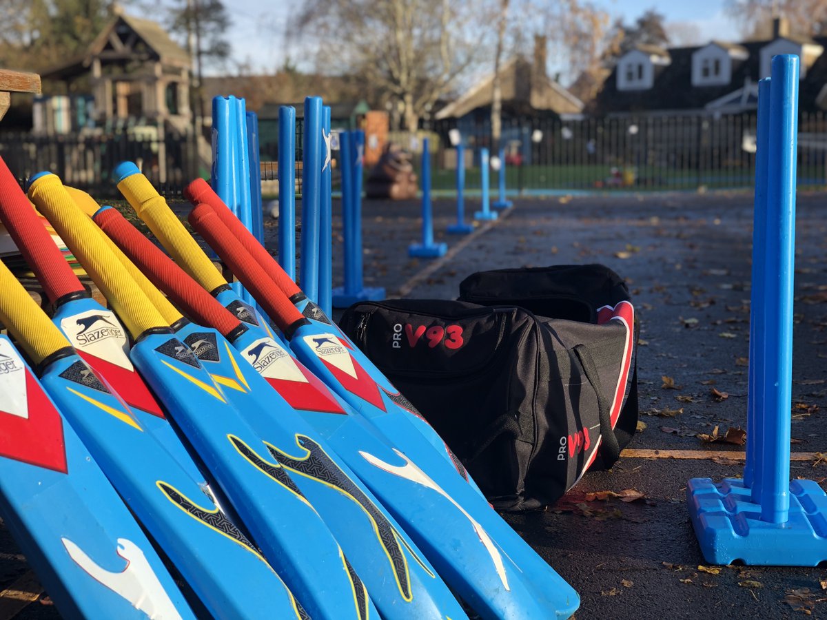 visualideas_org's tweet photo. Are you a Primary school teacher?

Thinking of delivering some Rugby or Cricket in 2020 at your school? 

Then Vi has great content for you and your pupils. 

Follow @visualideas_org for more info.

#Activeanywhere
#Noequipmentneeded
#SchoolHomeClubPark https://t.co/3tfkcuqv6n