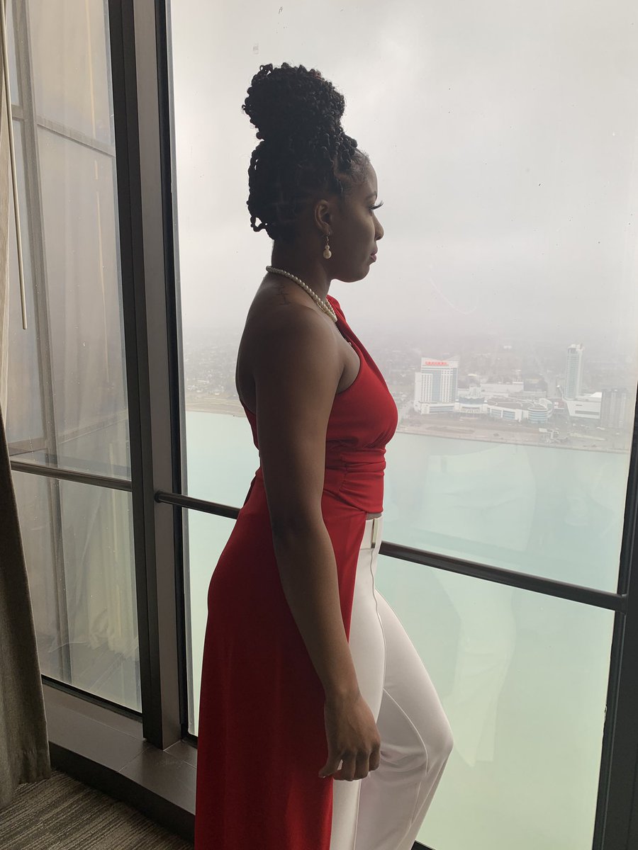 BaeTheBlogger's tweet image. First Founders Day Luncheon in the books! And ya girl got yo portray her favorite founder! #J13Loading #AhhToBe