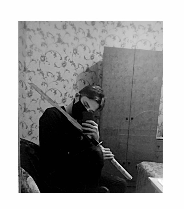 ``выглядит как модель, а это всего лишь мой одноклассник. ``
                                [Bad Boy] 
😈🔞