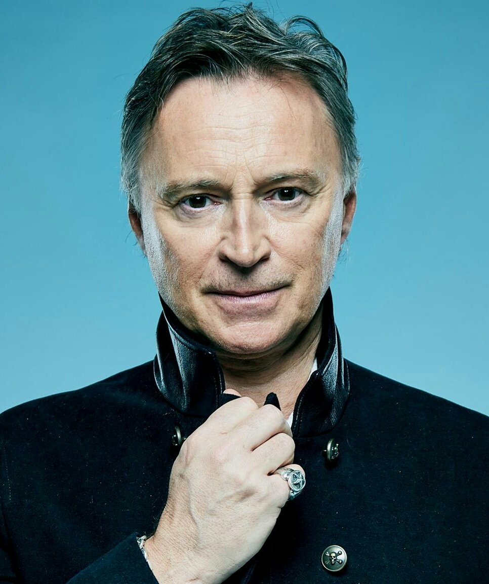 Robert Carlyle - cover