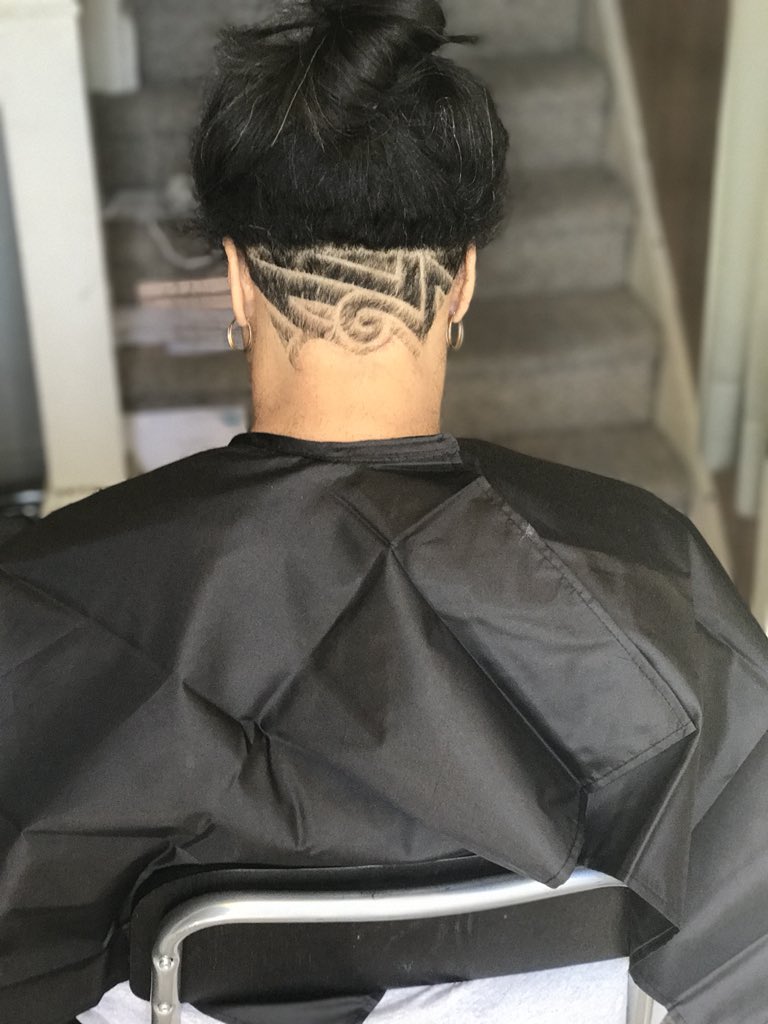 Qlipper_Que's tweet photo. #Undercuts for the ladies π₯ #DaAveEffect #QlipperQue https://t.co/qHIETkOgZB