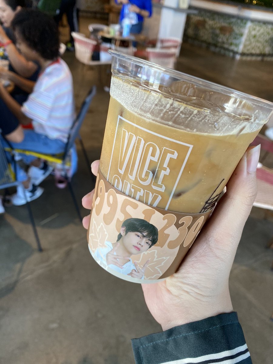 yoongisindica's tweet photo. 🥺🥺🥺
#BeautifulStoryKTH https://t.co/9fUaCRQLA9