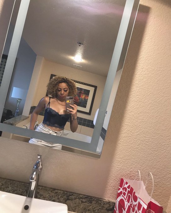 gunna get more tats today https://t.co/8epCyCkXYz