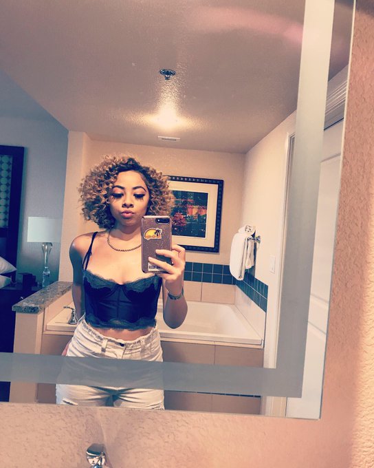 gunna get more tats today https://t.co/8epCyCkXYz