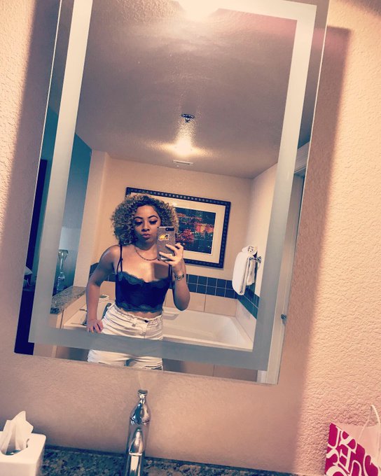 gunna get more tats today https://t.co/8epCyCkXYz