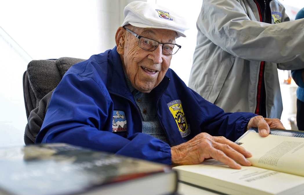 AOPA joins the aviation community saluting 19 aviation standouts to whom we bade a final farewell in 2019, including Women Airforce Service Pilots, Tuskegee Airmen, and the last of the Doolittle Tokyo Raiders. bddy.me/2SZmEMh