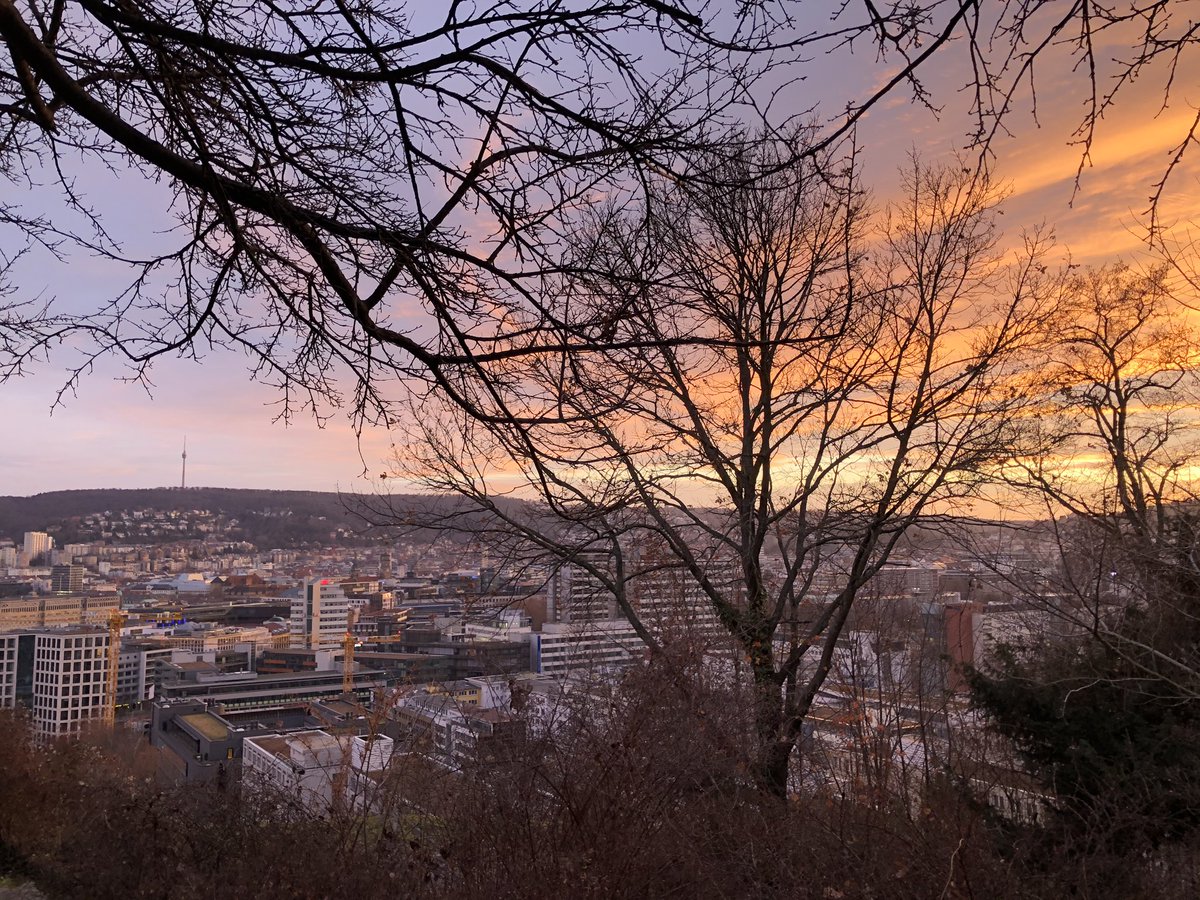 clc_stuttgart's tweet photo. Der Himmel in den Farben von Celebrate Life✌🏻
Morgen 11 Uhr, 16 Uhr [English] &amp; 18 Uhr! Come and see😉 #celebratelife #stuttgart https://t.co/JwWBYesNqw