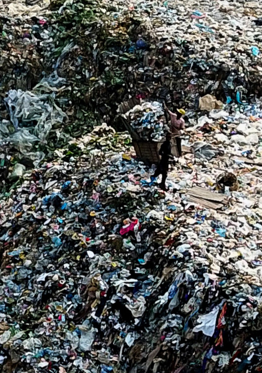 PerErikSchulze's tweet photo. #Plastic #litter is blocking the ancient drainage channels of Benin City, Nigeria, increasing the risk of #climatechange related flooding! Amazing photos from a group of young, social conscious photographers in @TellThatStory1. Shared by permission. Read https://t.co/jZRjkdJ3gl https://t.co/4XcRGV0OX8