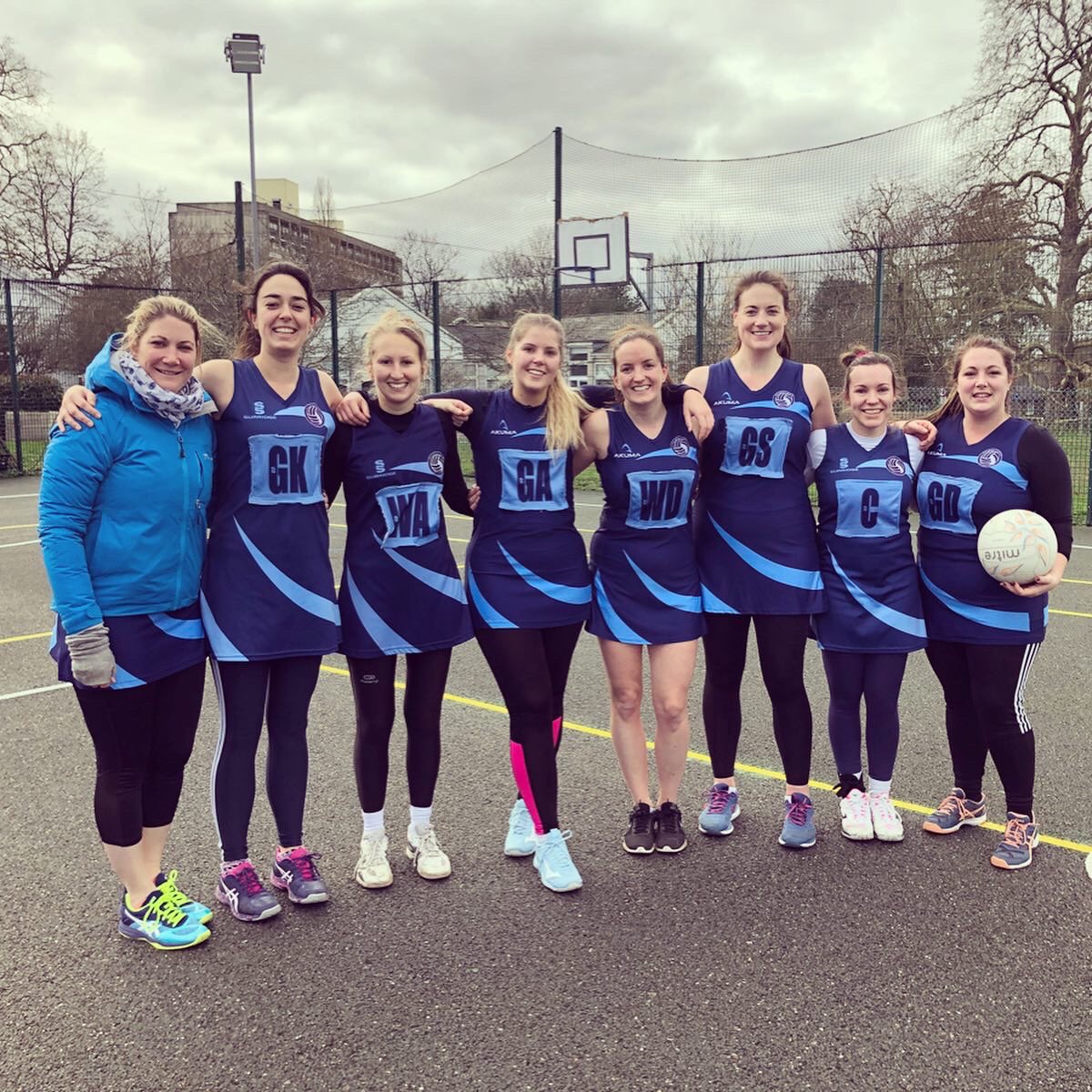 PutneyNetball's tweet photo. 💥BACK WITH A BANG💥
Starting 2020 and the second half of the season as we mean to go on with wins from all teams!
Putney D beat Grasshoppers D 76-28
Putney B beat Ashstead Allstars C 50-33
Putney A beat Blaze
Well done to everyone who played!
#readytosmashit https://t.co/iMFjxenhmy