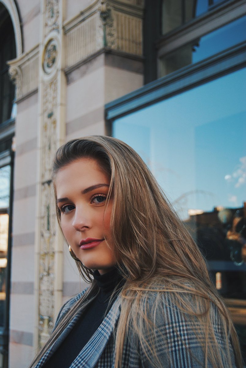 aumodelingboard's tweet photo. Sarah 🌇 https://t.co/6QBToe8FMk