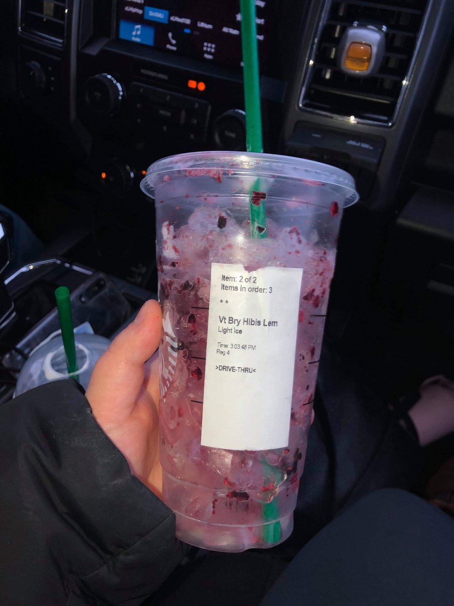 MattTabesss's tweet photo. @StarbucksCanada this isn't light ice , this is pretty much all the ice you could put in a cup https://t.co/BCbZryc7BG