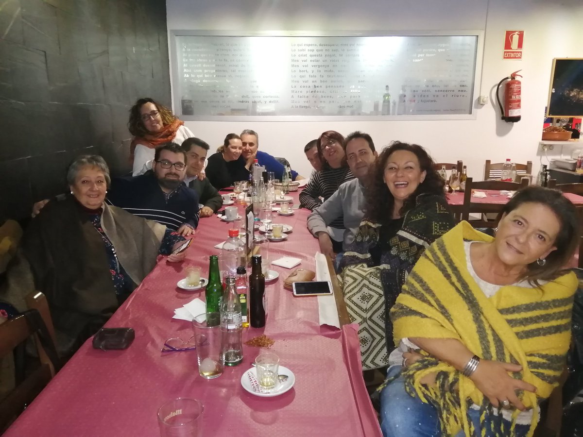 FallaSerra's tweet photo. Comida de Reyes y proyectos en marcha.
No nos va a parar nadie.. https://t.co/mKI4x7D78u