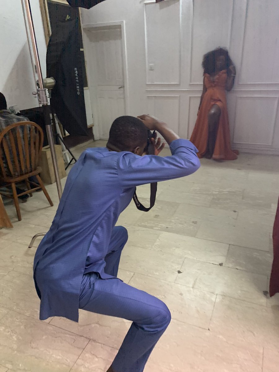 deoluphotograph's tweet photo. Once I start to drop these poses when I'm shooting, forget I killed the pictures ๐
.
๐ธ @taophotography_ https://t.co/omjtS3VIhb