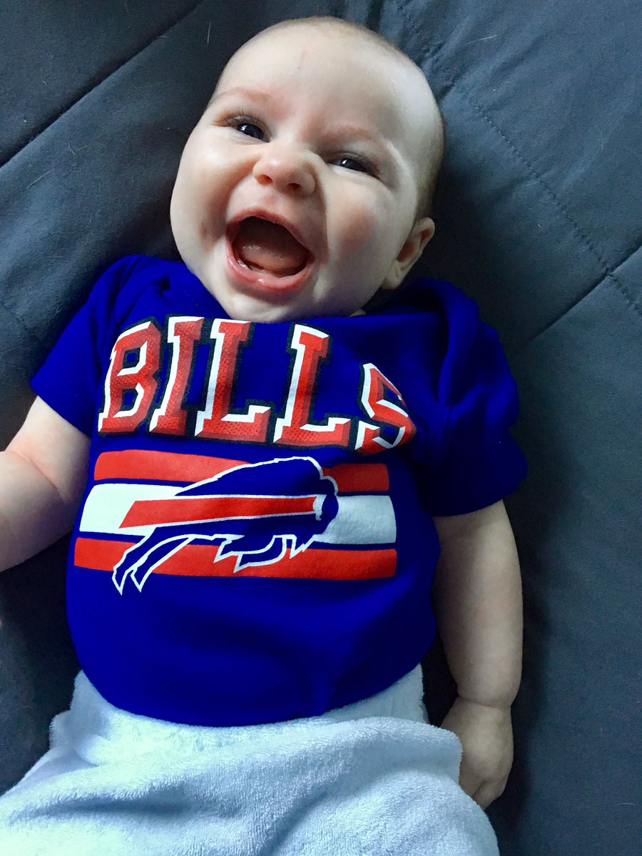 Roughness_77's tweet photo. #BillsMafia #BabyBillsmafia #FirstPlayoff https://t.co/yv613yP9S5